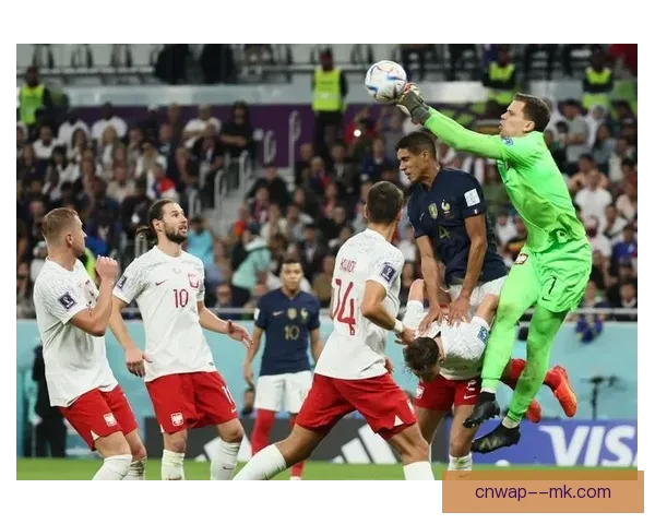 什琴斯尼火线复出加盟巴萨助力球队重塑防线争夺西甲冠军